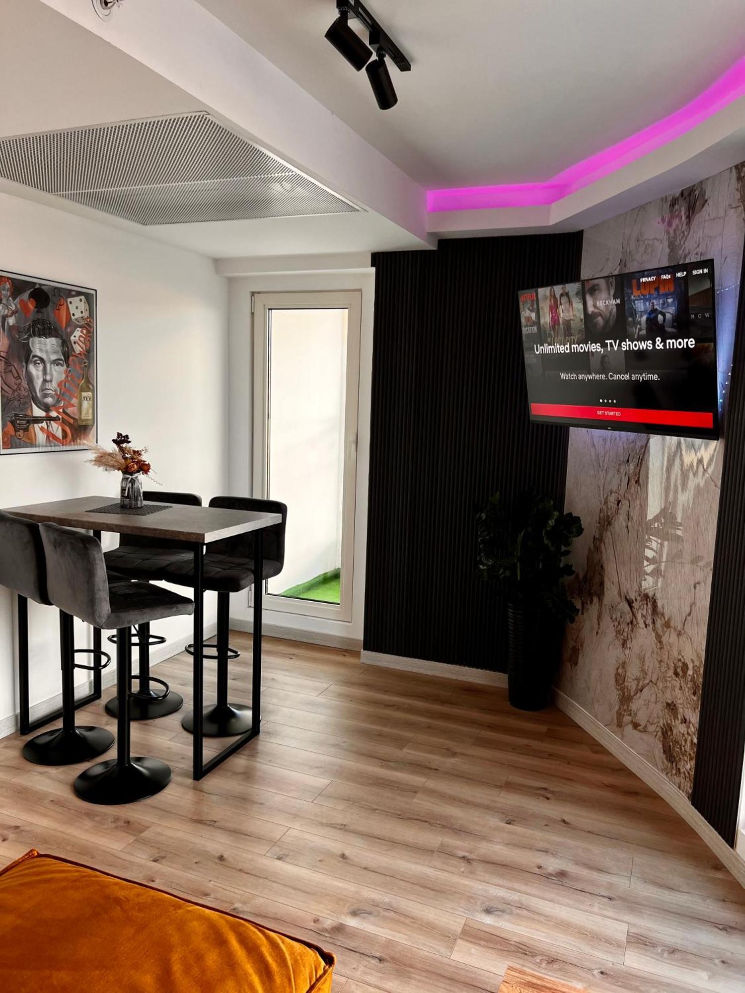 Alfred Sky Smart Apartment 29Th Spa Included Σκόπια Εξωτερικό φωτογραφία